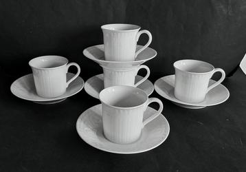 Villeroy&Boch 5 witte porseleinen kop/schotels.Type Cellini. beschikbaar voor biedingen