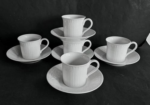 Villeroy&Boch 5 witte porseleinen kop/schotels.Type Cellini., Huis en Inrichting, Keuken | Servies, Zo goed als nieuw, Kop(pen) en/of Schotel(s)