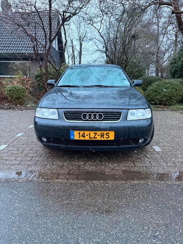 Audi A3 1.6 75KW 3D 2003 Zwart, Auto's, Audi, Particulier, A3, Benzine, C, Hatchback, Handgeschakeld, Origineel Nederlands, Zwart