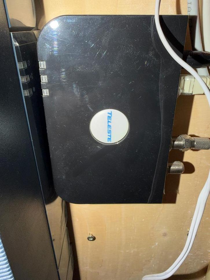 Teleste Moca highspeed internet over coax adapter, Audio, Tv en Foto, Decoders en Harddiskrecorders, Gebruikt, Decoder, Ophalen of Verzenden