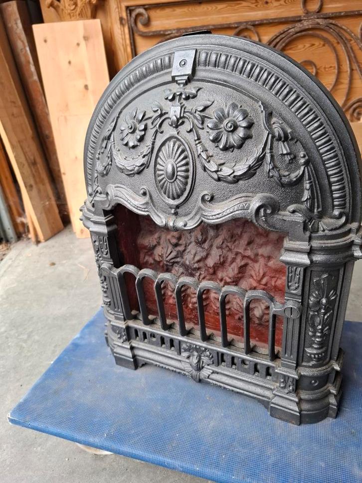 Decoratieve gietijzeren inzetstuk kachel, Diversen, Kerst, Ophalen