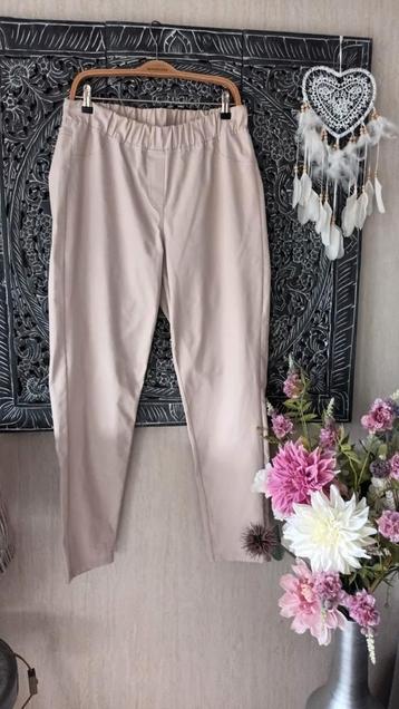 Magna Tregging/Broek Maat 48/50 Nieuw beschikbaar voor biedingen