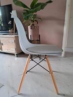 eettstoelen 4x, Huis en Inrichting, Stoelen, Ophalen, Gebruikt, Grijs, Vier