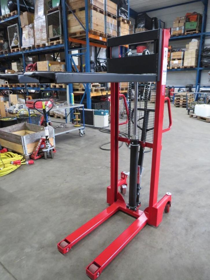 stapelaar hoogheffer handmatig 1000kg 160cm hefhoogte nieuw, Doe-het-zelf en Verbouw, Palletwagens en Pompwagens, Nieuw, Ophalen
