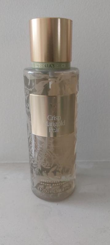 Victoria's Secret Crisp Marigold Pear Fragrance Mist beschikbaar voor biedingen