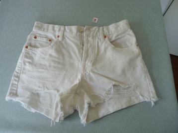 witte denim short korte broek van Mango , mt 34 beschikbaar voor biedingen