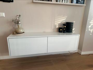 Tv meubel 250 euro, nieuwprijs was 1499!