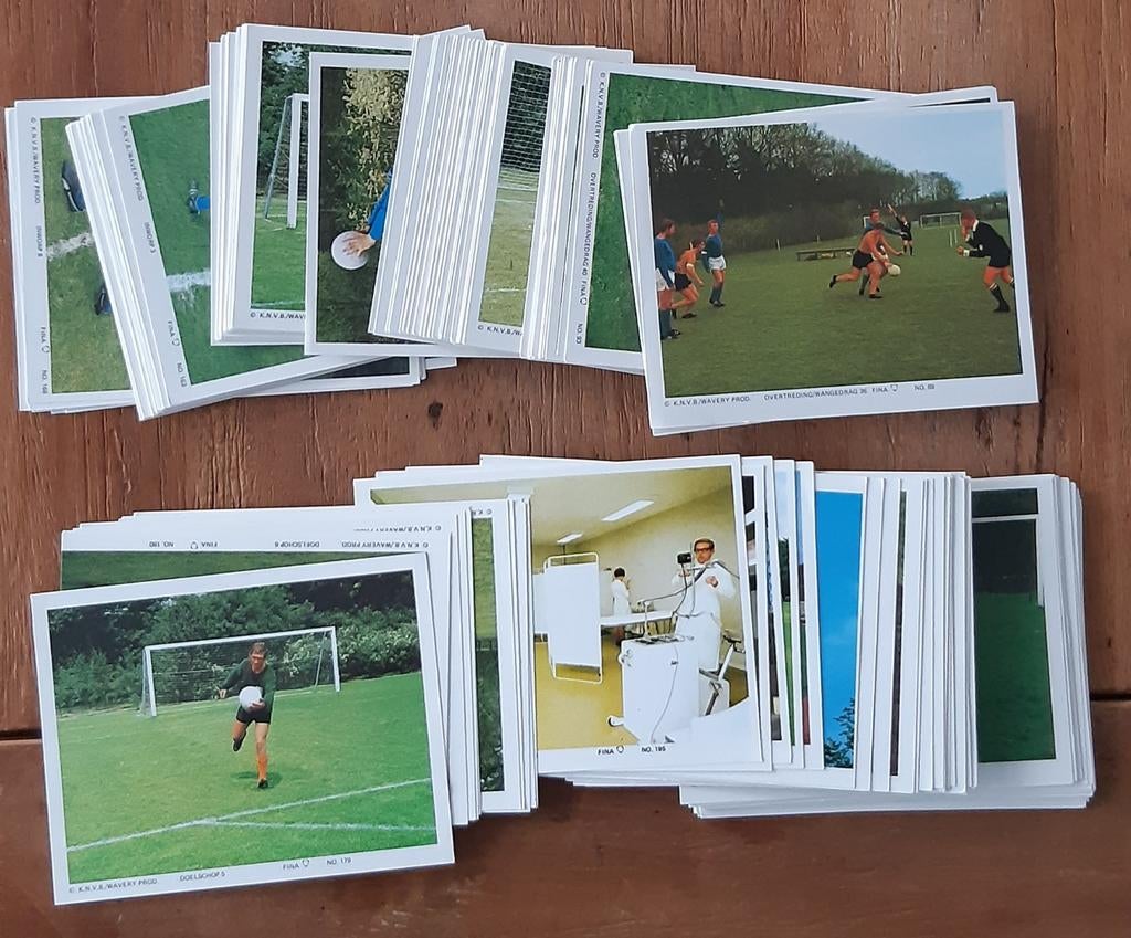 Ruim 175 plaatjes FAIR PLAY met FINA (Voetbal spelregels in, Verzamelen, Ophalen of Verzenden, Zo goed als nieuw, Poster, Plaatje of Sticker
