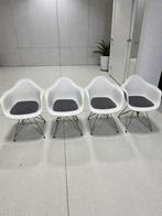 6x plastic kuip stoelen met kussen., Ophalen of Verzenden, Zo goed als nieuw, Wit, Vijf, Zes of meer stoelen