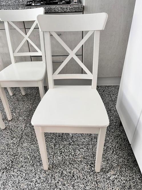 Witte houten stoelen Ikea Ingolf  *GERESERVEERD*, Huis en Inrichting, Stoelen, Gebruikt, Vijf, Zes of meer stoelen, Hout, Wit