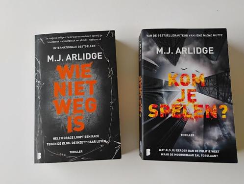 Boek wie niet weg is, Kom je spelen M.J. Arlidge, Boeken, Thrillers, Zo goed als nieuw, Nederland, Ophalen of Verzenden