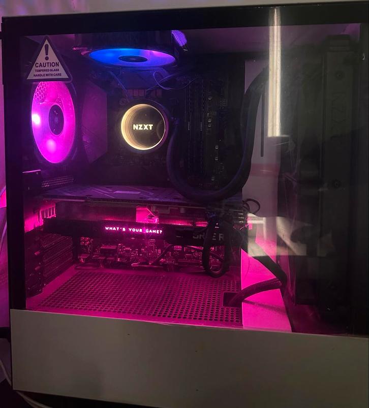 Krachtige Custom Gaming PC - i9 10900K, RTX 2070 Super, Computers en Software, Desktop Pc's, Zo goed als nieuw, 4 Ghz of meer
