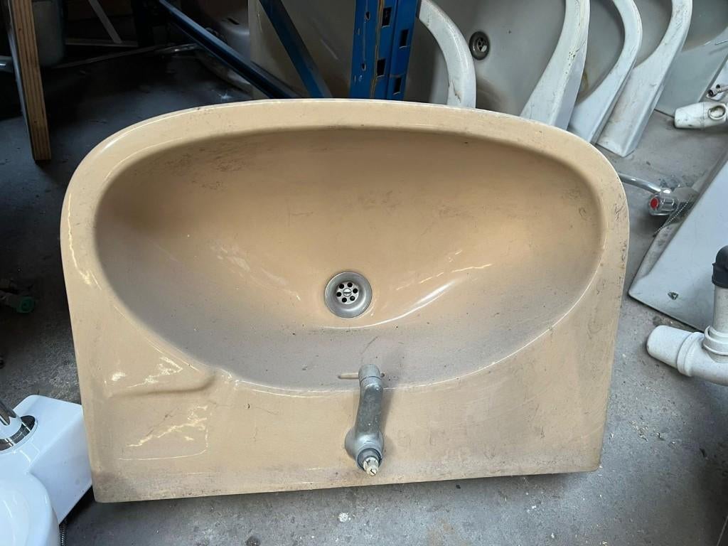 Mooie gebruikte wasbakken incl. kraan ( € 25/stuk ), Ophalen, Gebruikt, Rvs, Wastafel