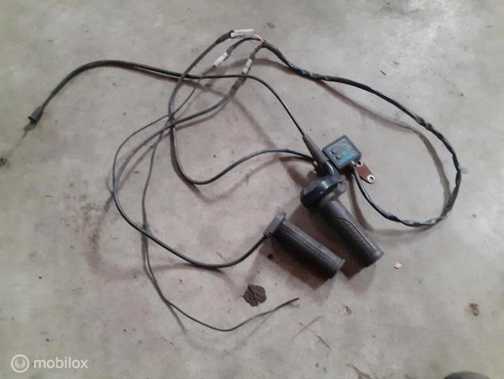 Handvatverwarming Monster SS Supersport Superlight Paso, Motoren, Onderdelen | Ducati, Gebruikt, Ophalen of Verzenden