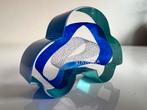 Kosta Boda Art Glass Bertil Vallien ‘Drive My Car’ 1993, Antiek en Kunst, Kunst | Designobjecten, Ophalen of Verzenden