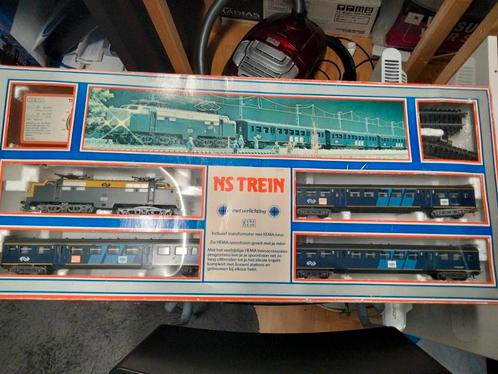 Lima ns set ., Hobby en Vrije tijd, Modeltreinen | H0, Gebruikt, Locomotief, Gelijkstroom, Lima, NS, Ophalen of Verzenden