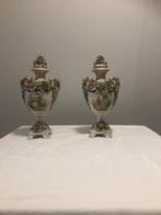 2 Antieke porseleinen vazen, Ophalen