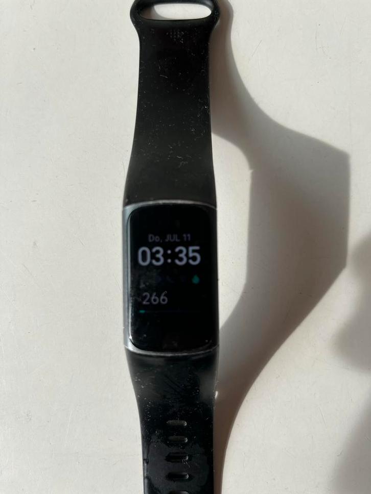 Fitbit Charge 5 Activity tracker met stappenteller, Sieraden, Tassen en Uiterlijk, Activity trackers, Gebruikt, Android, Zwart