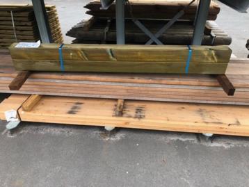 2 Grenen balken groen geïmpregneerd 120x120x2000mm Nr. 568 beschikbaar voor biedingen