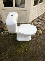 Duoblock WC toilet Villeroy & Boch gebruikt, Doe-het-zelf en Verbouw, Sanitair, Steen, Toilet, Gebruikt, Ophalen of Verzenden