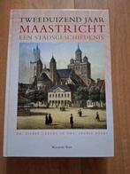 Boek Maastricht tweeduizend jaar Maastricht, Ophalen, Zo goed als nieuw