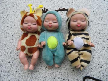 Mini Roborn pop poppen popjes popje giraffe tijgertje hertje beschikbaar voor biedingen