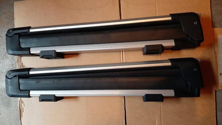 Te huur: Thule SnowPack M – Ski- & Snowboarddrager, Auto diversen, Dakdragers, Nieuw, Ophalen