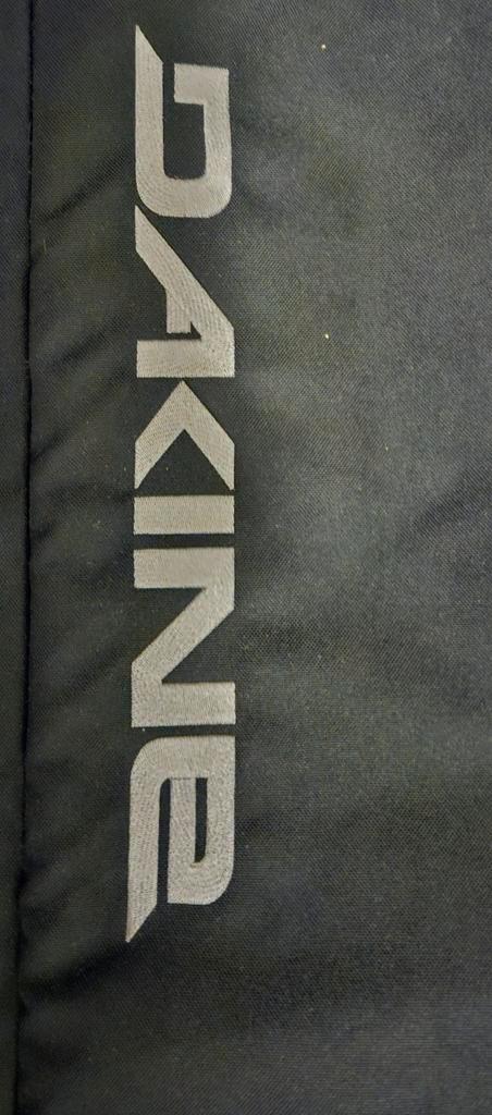 Dakine roller bag snowboard 175 zwart, Watersport en Boten, Hengelsport | Karpervissen, Zo goed als nieuw, Overige typen, Ophalen of Verzenden
