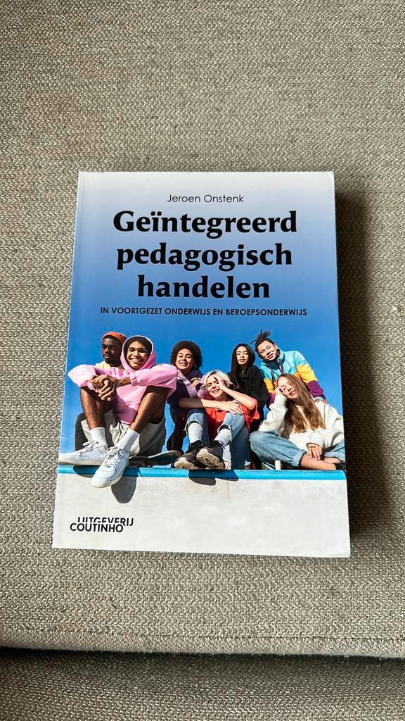 Jeroen Onstenk - Geïntegreerd pedagogisch handelen, Boeken, Wetenschap, Zo goed als nieuw, Sociale wetenschap, Ophalen of Verzenden