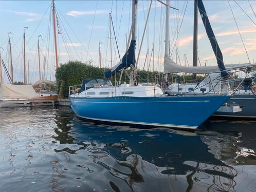 Zeiljacht carter 30 compleet en zeil klaar moet weg, Watersport en Boten, Kajuitzeilboten en Zeiljachten, Zo goed als nieuw, Polyester