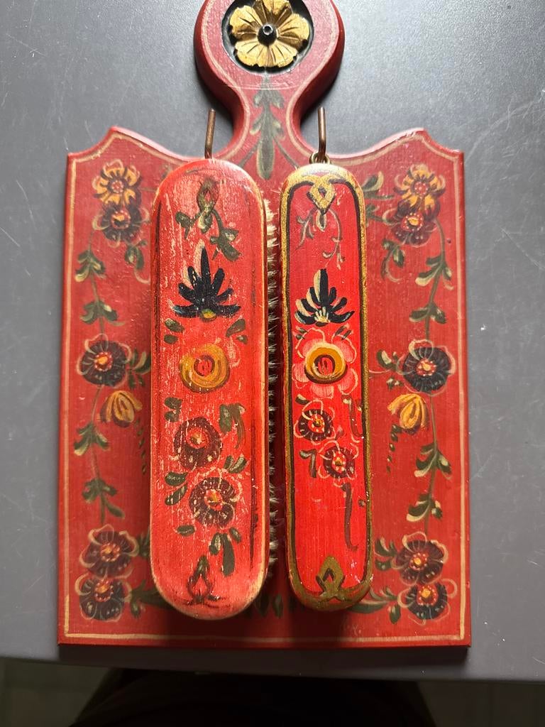 Vintage Houten borstelset Hindeloopen, Ophalen of Verzenden