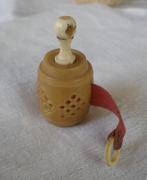 Antieke dames centimeter - Been - oprolbaar, Antiek en Kunst, Antiek | Gereedschap en Instrumenten, Ophalen of Verzenden