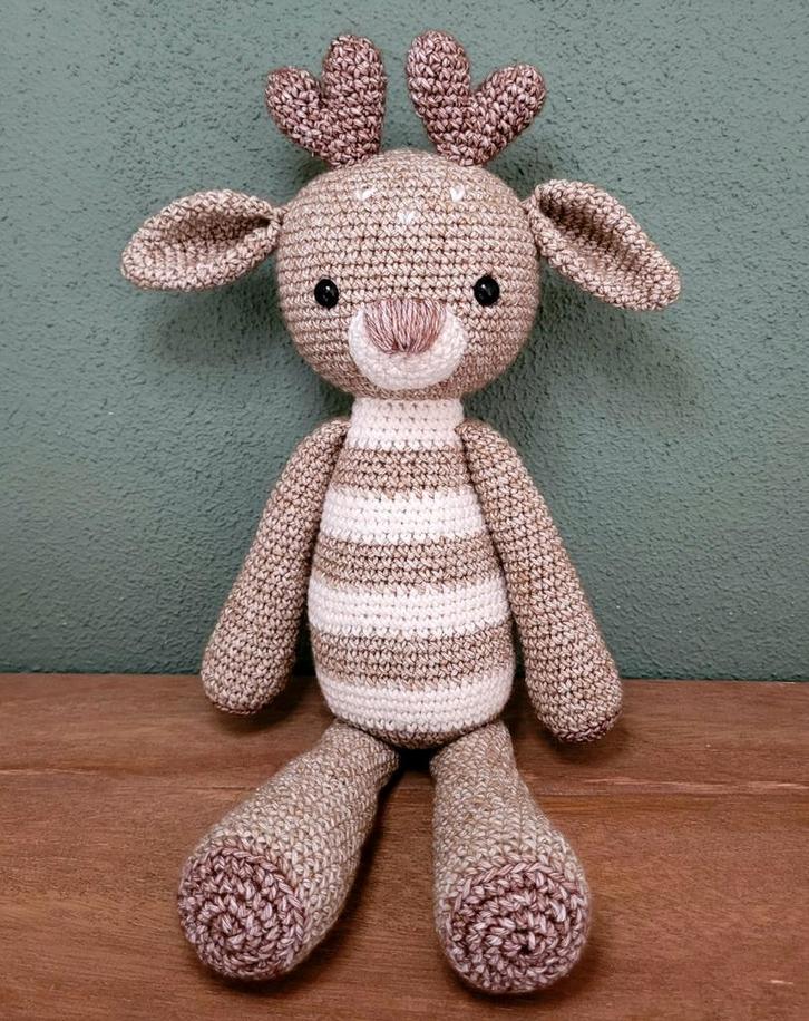 Gehaakte rendier Coco knuffel, Hobby en Vrije tijd, Breien en Haken, Nieuw, Haken, Overige typen, Ophalen of Verzenden