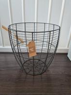 Nieuw: grote draadmand grijs, Huis en Inrichting, Woonaccessoires | Schalen en Manden, Ophalen, Overige materialen, Mand, Rond