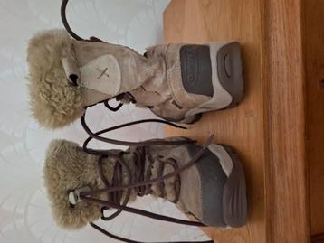 Snowboots beschikbaar voor biedingen