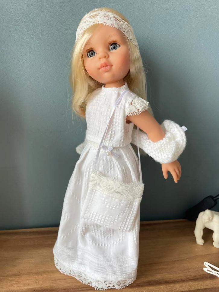 Setje kleertjes voor paola reina pop. 32cm, Verzamelen, Poppen, Zo goed als nieuw, Ophalen of Verzenden