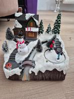 Kerstornament met huisje en schaatsbaan, Diversen, Ophalen, Zo goed als nieuw