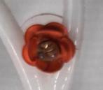 ROZE/ORANJE ROOSJES OORBELLEN VOORZIEN VAN DOORZICHTIG STEEN, Ophalen of Verzenden, Nieuw, Overige kleuren, Knopjes of Stekers