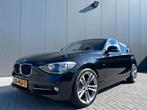 BMW 114i sportline 18” PDC V/A trekhaak, 1-Serie, USB, Zwart, Handgeschakeld