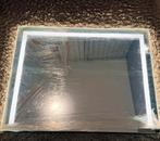 NIEUW!! Spiegel met Verlichting - 70x90 cm, Huis en Inrichting, Woonaccessoires | Spiegels, Ophalen, Nieuw, 75 tot 100 cm, Minder dan 100 cm