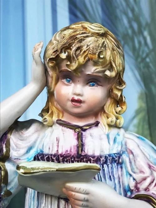 Meisje Capodimonte 19e-eeuws fijn werk H 36😍💑🤗💎👌, Antiek en Kunst, Kunst | Beelden en Houtsnijwerken, Ophalen of Verzenden