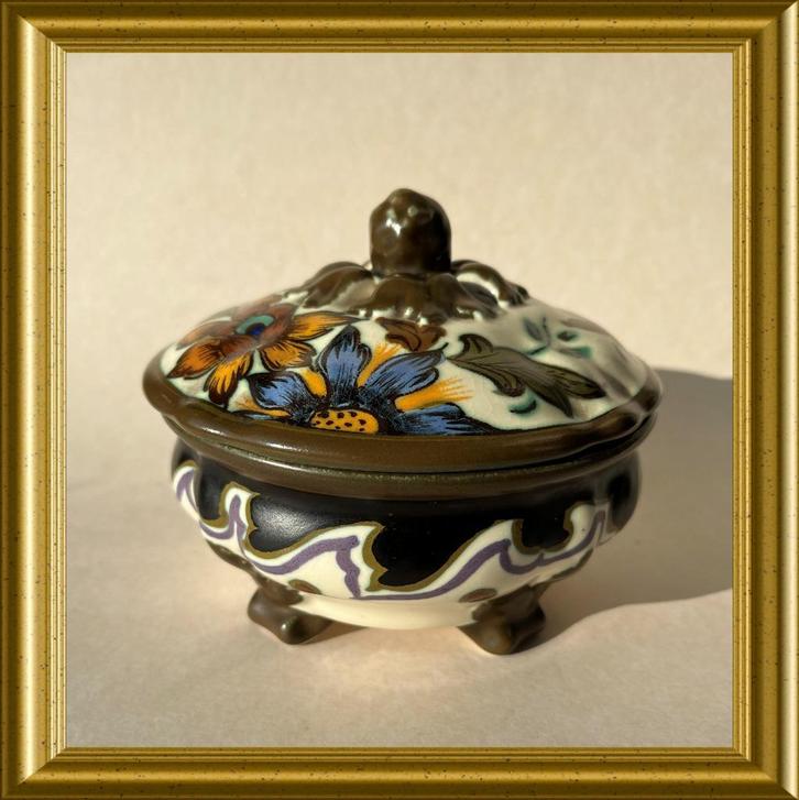 Gouds platelen potje met deksel. Decor Ada, Antiek en Kunst, Antiek | Keramiek en Aardewerk, Ophalen of Verzenden
