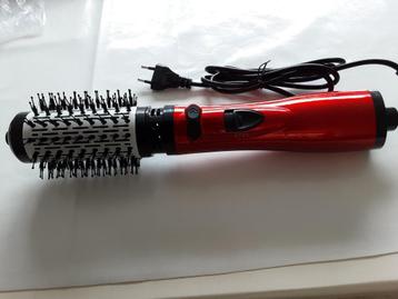 *NIEUW* Roterende air styling brush beschikbaar voor biedingen