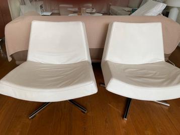 Leren Draai Fauteuils - Set van Twee beschikbaar voor biedingen