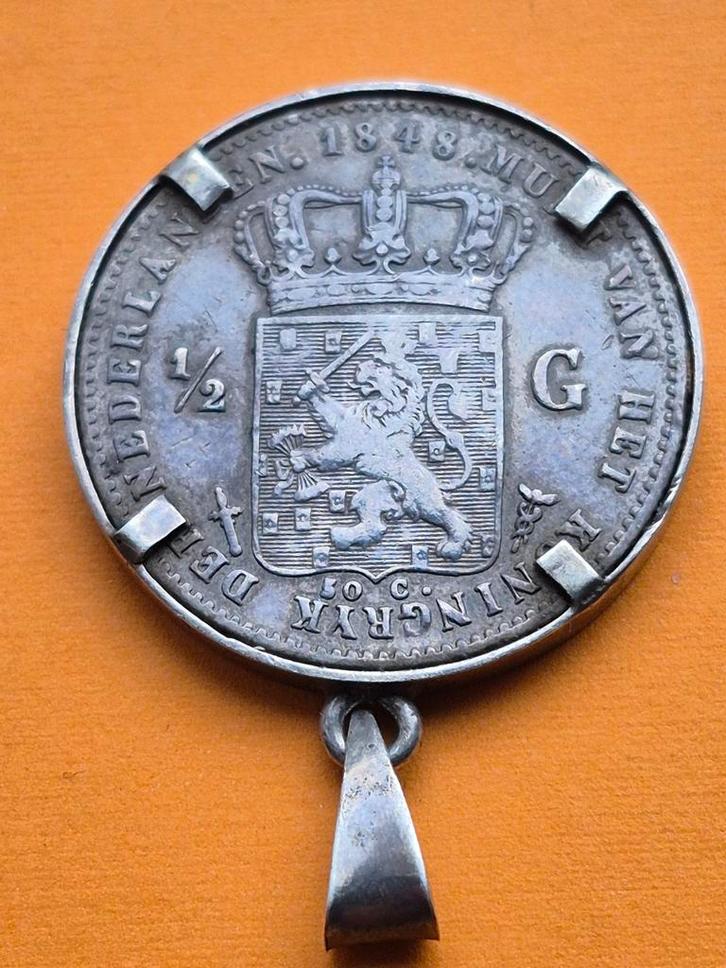 Zilveren Hanger 1/2 Gulden 1848, Antiek en Kunst, Antiek | Overige Antiek, Ophalen of Verzenden