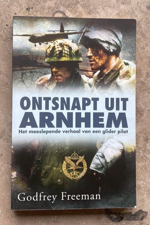 Godfrey Freeman - Ontsnapt uit Arnhem, Boeken, Oorlog en Militair, Zo goed als nieuw, Ophalen of Verzenden