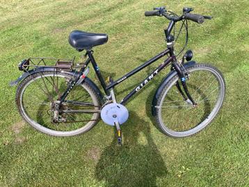 kinderfiets beschikbaar voor biedingen
