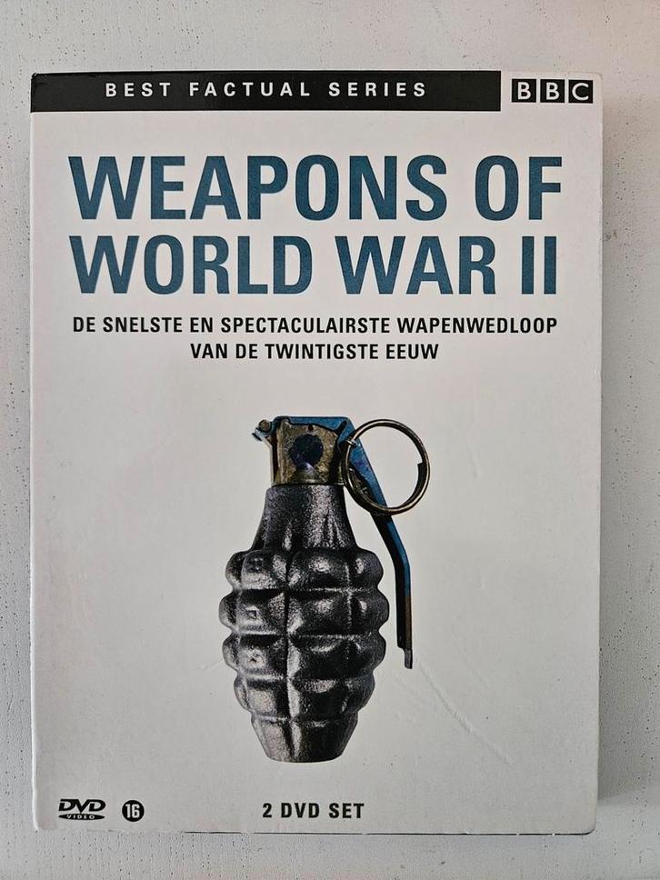 Weapons of World War II - 2 DVD Set - BBC Documentaire, Cd's en Dvd's, Dvd's | Documentaire en Educatief, Zo goed als nieuw, Oorlog of Misdaad