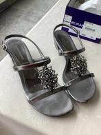 Sandaaltje Rapisardi zilver, Kleding | Dames, Schoenen, Overige kleuren, Zo goed als nieuw, Sandalen of Muiltjes, Ophalen of Verzenden