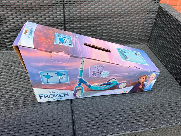 Nieuwe Disney Frozen Scooter / step, Kinderen en Baby's, Speelgoed | Buiten | Speeltoestellen, Nieuw, Ophalen